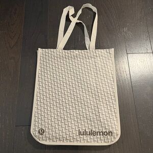 NEW Gray Lululemon Reusable Tote Shopping Bag Holiday Print "L" Pattern LARGE